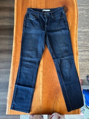 Levi’s 505 Straight Leg Dark Wash Women's Jeans